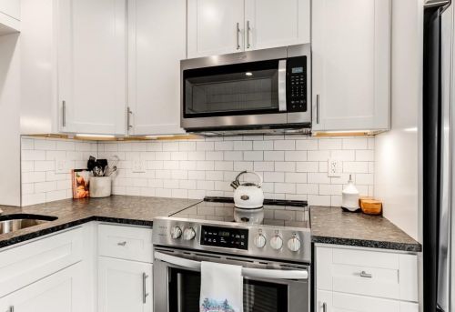 1236 Druid Knoll Dr, Atlanta GA  30319-4110 exterior