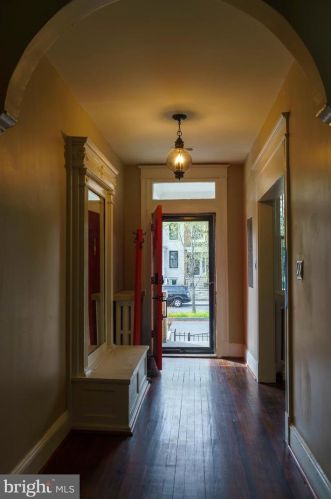 3629 New Hampshire Ave, Washington DC  20010-1503 exterior