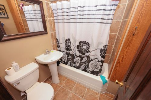 6743 Wabash Ave, Chicago IL 60628-3532 exterior