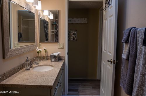 8738 Little Oak Ln, Tucson AZ 85704-0940 exterior