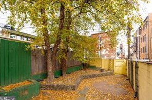 3071 Canal St, Washington DC 20024-3570 exterior