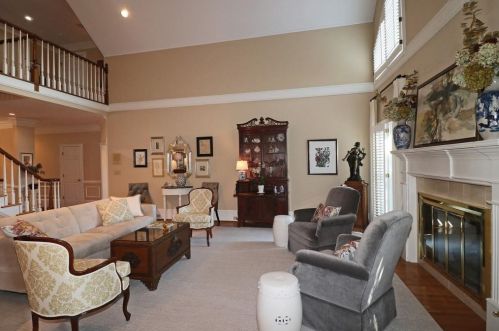 115 Grosvenor Pl, Atlanta GA 30328-4851 exterior