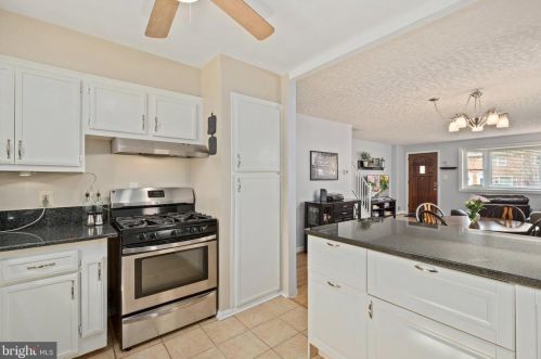 6 French St, Alexandria VA 22304-2642 exterior