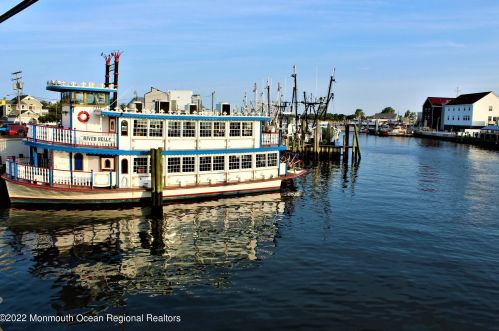 309 Hawthorne Ave, Point Pleasant Beach NJ 08742-2540 exterior