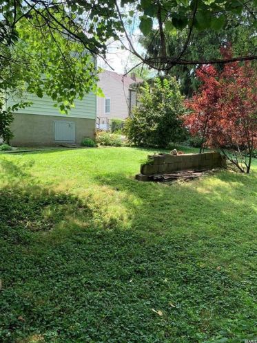 6217 Peurifoy, Saint Louis MO 63134-1808 exterior