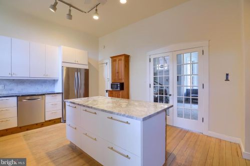 111 Lime St, Lancaster PA 17602-3638 exterior