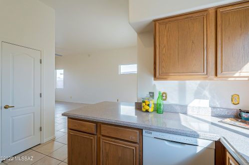 378 Camino Lomas, Tucson AZ 85704-6977 exterior