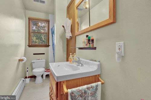 1013 Glasgow St, Pottstown PA 19464-6218 exterior