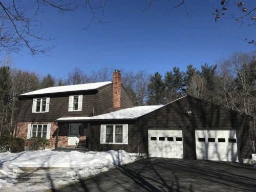 12 Risingwood Dr, Concord, NH 03304-5306
