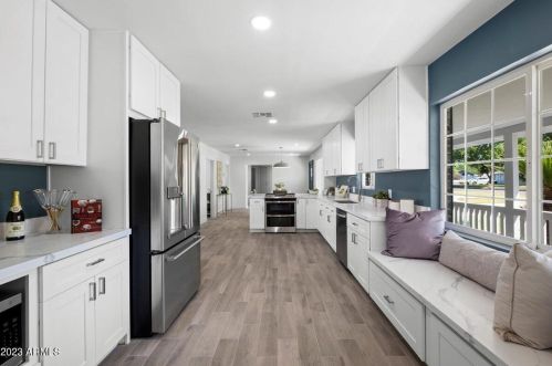 6834 13th St, Phoenix AZ  85014-1124 exterior