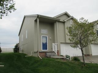 17219 Manderson St, Omaha NE  68116-3130 exterior
