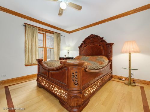 837 Linden Ave, Elmhurst IL 60126-4538 exterior