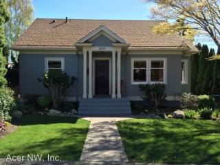 2919 Hayes St, Seattle WA  98199-4247 exterior