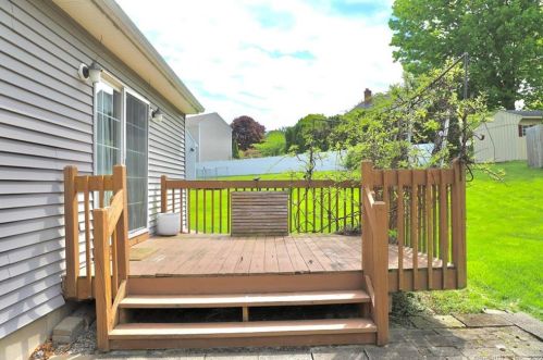 19 Rock Crk Ln, Torrington CT 06790-3557 exterior