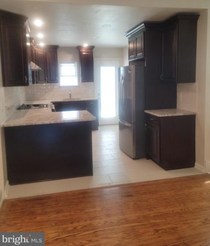 2443 Cedar St, Philadelphia PA  19125-3017 exterior