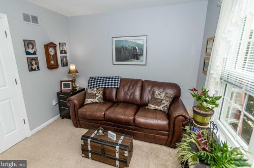 402 Derry Dr, Chester PA 19014-1251 exterior