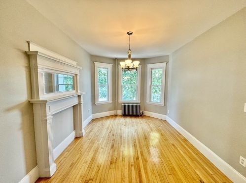 49 Pleasant St, Boston, MA