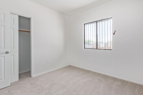 6280 Benton Ave, Tucson AZ 85711-1118 exterior