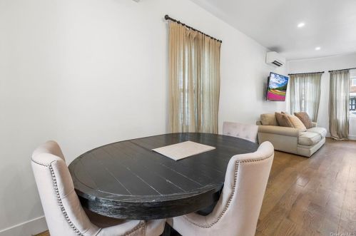 37 8 Ave, Mount Vernon NY 10550-4017 exterior