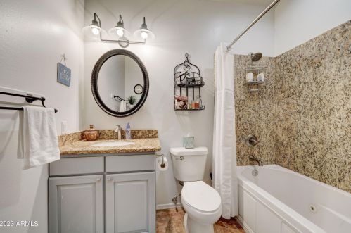 3003 Anderson Dr, Phoenix AZ 85032-2020 exterior