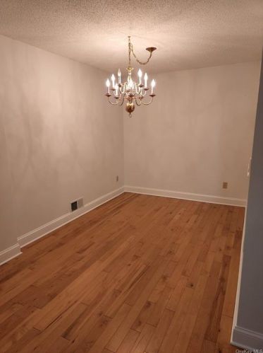 1 Huntington Cir, Peekskill NY 10566-2558 exterior