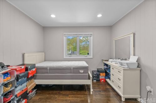 17 Dumas Rd, Old Bridge NJ  08857-1680 exterior