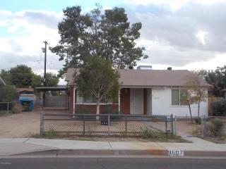9607 1st Ave, Phoenix, AZ 85021-2403