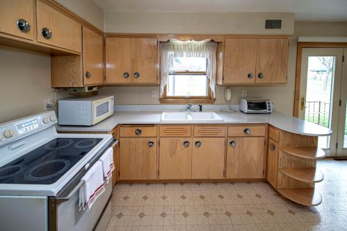 4349 16 St, Milwaukee WI 53209-6924 exterior