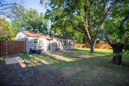 1903 El Capitan Dr, Dallas TX  75228-1621 exterior