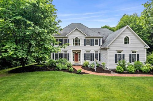 9 Heidi Ln, Concord, NH 03304-3711