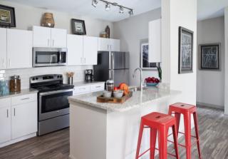 1000 Spalding Dr, Atlanta GA  30350-5011 exterior