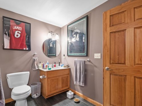 4709 Veranda Ct, Manitowoc WI 54220-8358 exterior