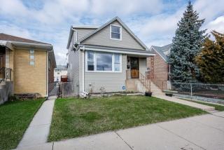 3528 Neenah Ave, Chicago IL  60634-3827 exterior