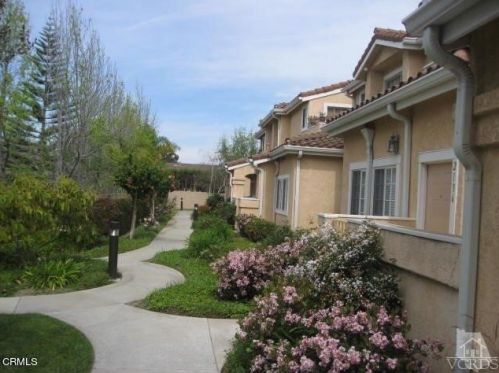 2132 Blackberry Cir, Oxnard, CA 93036-9063