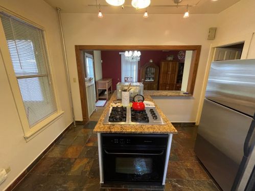 305 Wilcox, Joliet IL 60435-6971 exterior