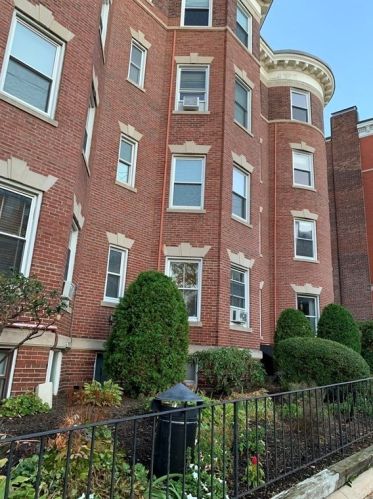 369 Tappan St, Brookline MA  02445-5368 exterior