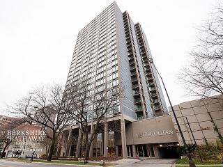 5320 Sheridan Rd, Chicago IL  60640-2533 exterior