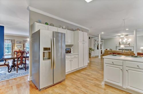 1032 Lk Dr, Gainesville GA 30506-1728 exterior