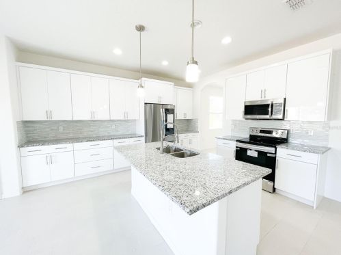 13824 Newport Shores Dr, Port Richey, FL 34669-1286