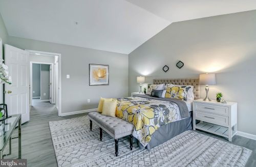 10414 Heathside Way, Rockville MD 20854-6346 exterior