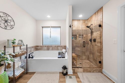 9088 Tara Cir, Milton FL 32583-8147 exterior