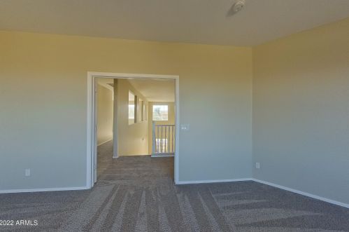 2602 Cavalry Dr, Phoenix AZ 85086-6616 exterior