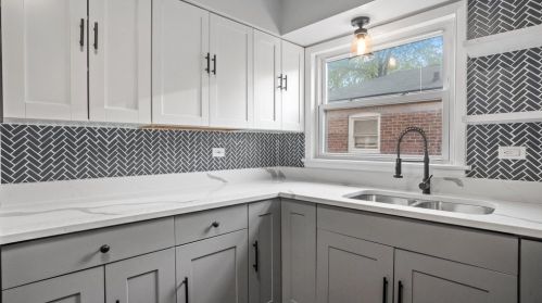 423 Jefferson St, Dolton IL 60419-1126 exterior