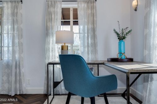 2608 10 St, Phoenix AZ 85085-7781 exterior