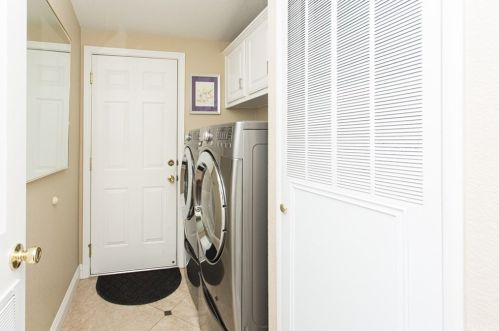 2851 Rolling Hills Dr, Fullerton CA 92835-2379 exterior