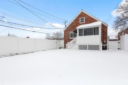 5828 Potomac St, Saint Louis MO 63139-1927 exterior