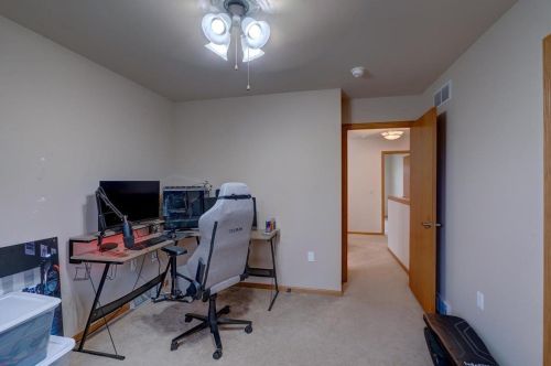 6902 Littlemore Dr, Madison WI  53718-3332 exterior