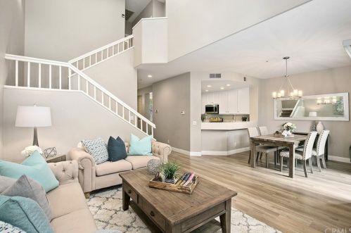 13390 Savanna, Tustin, CA 92782-9145