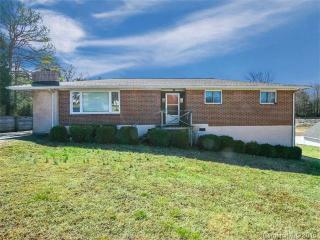 121 Glenwood Dr, Concord, NC 28025-9214