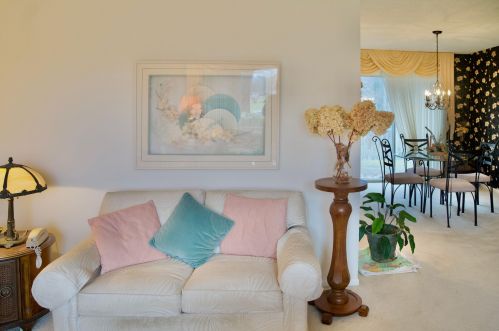 1252 Edinborough Dr, Meskegon MI 49441-5326 exterior